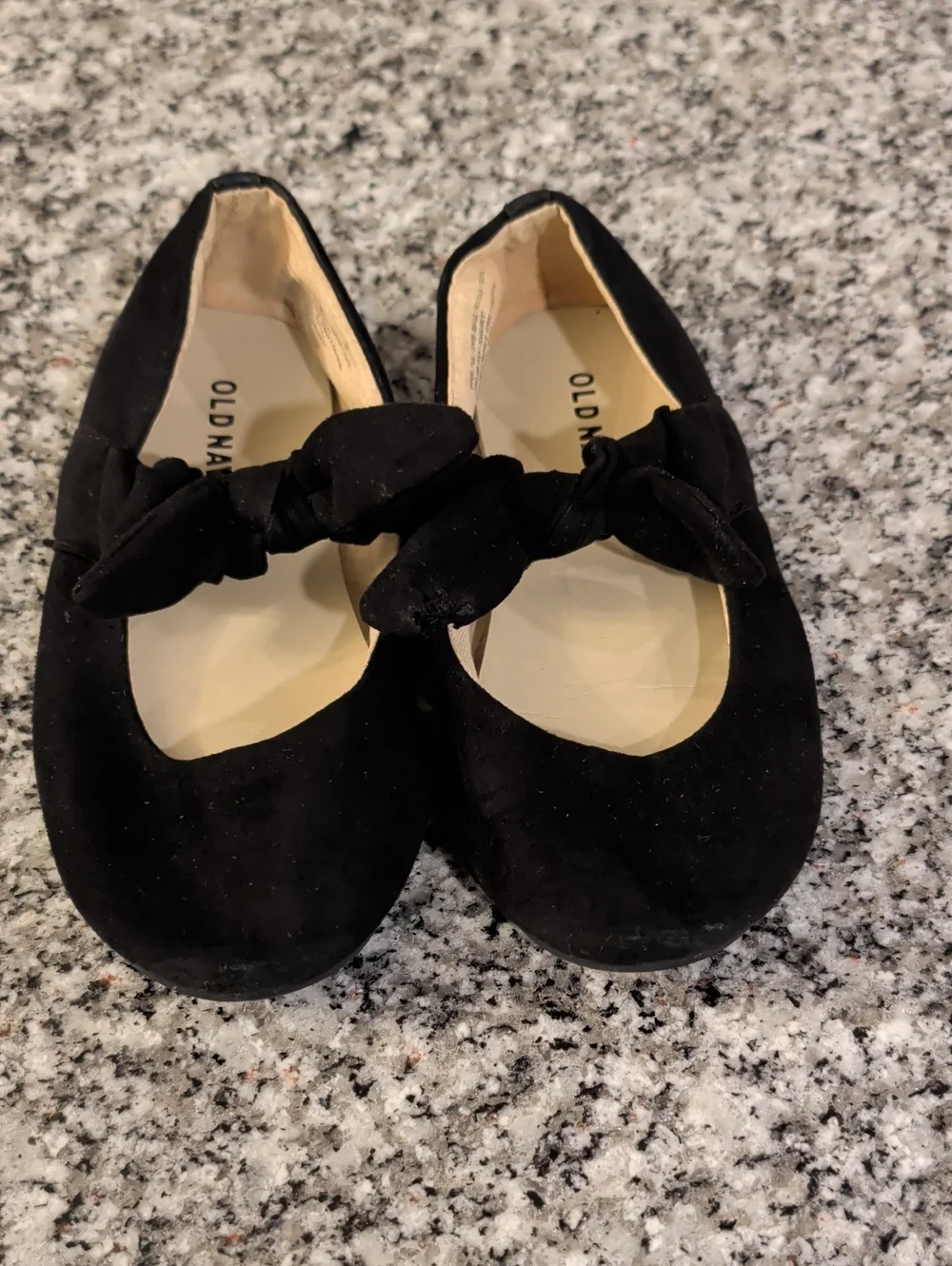 Old Navy Black Bow-Accent Mary Jane Flats